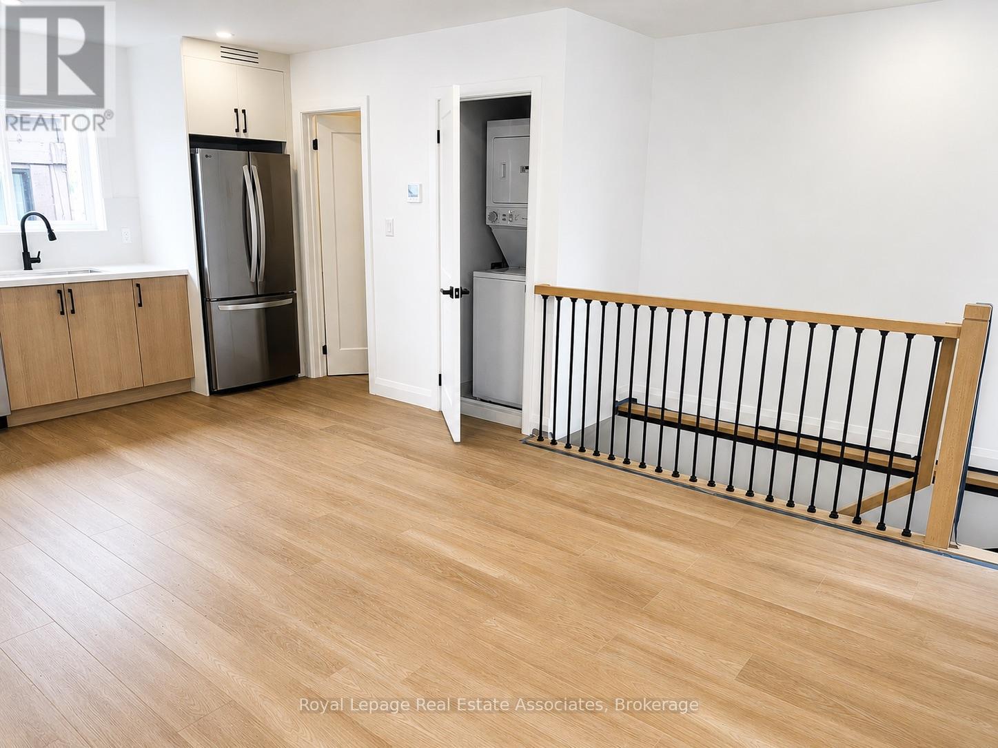 1 - 17 WHITE AVENUE