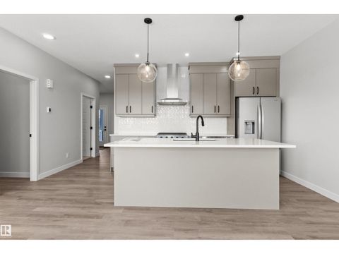 287 PATERSON LINK LI SW Edmonton AB T6W5V2