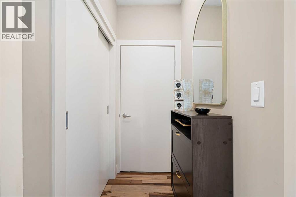 402, 1321 Kensington Close NW