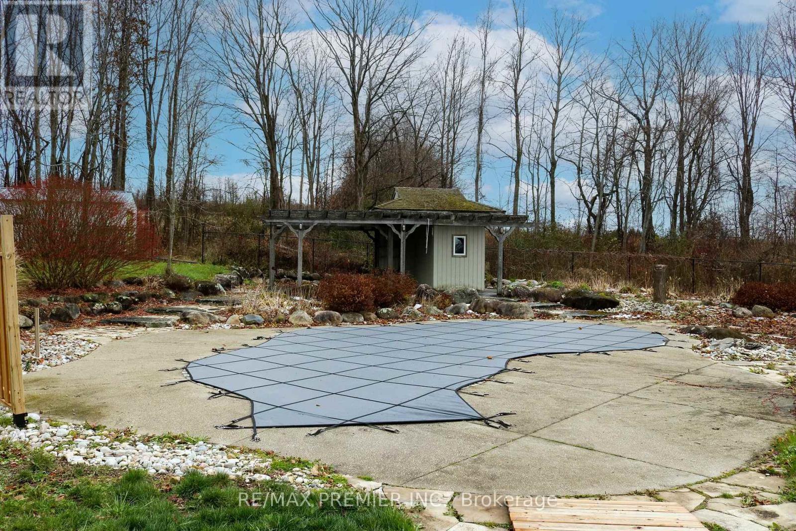 196 SUMMIT VIEW COURT