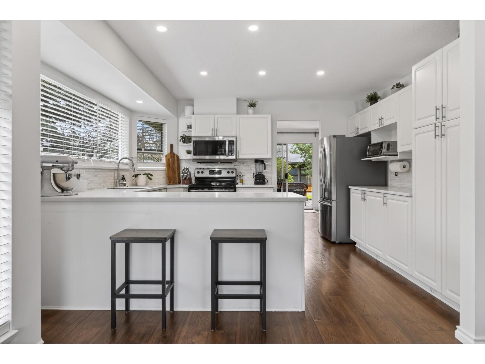 109 16080 82 AVENUE