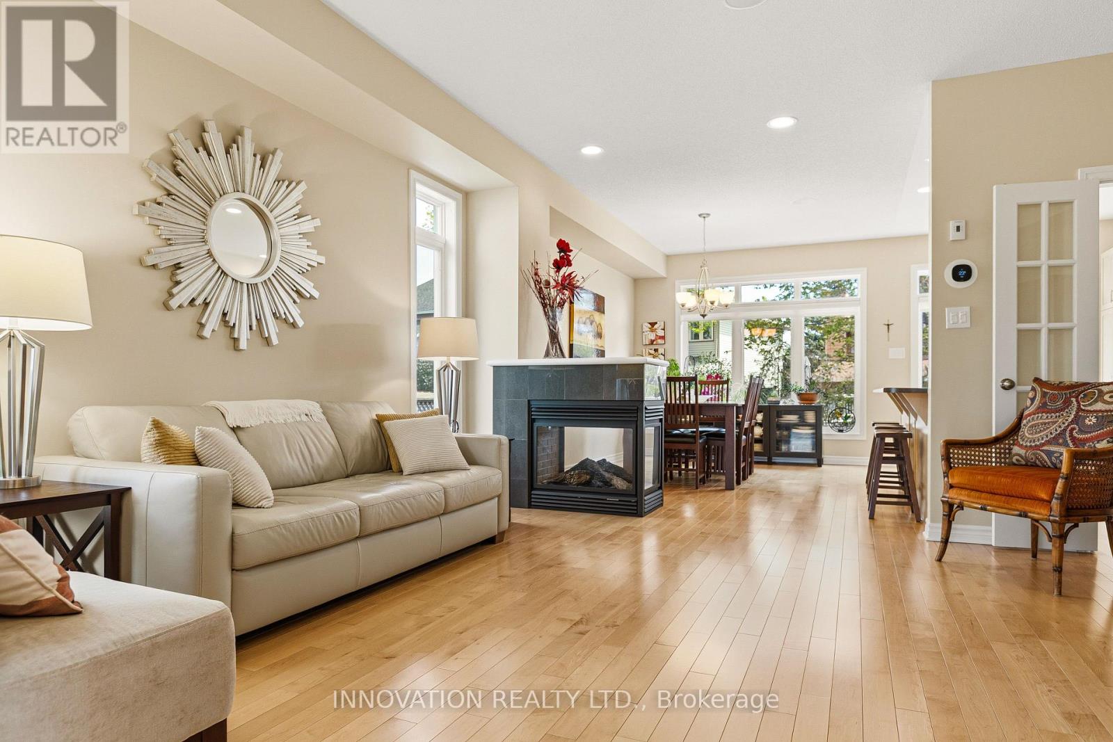372 KINGBROOK DRIVE