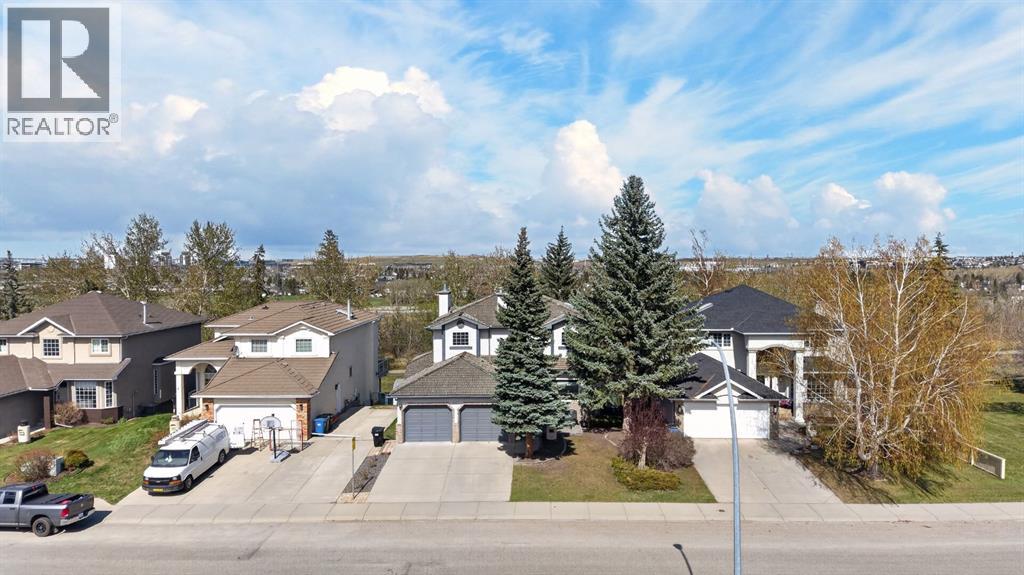 222 Diamond Drive SE