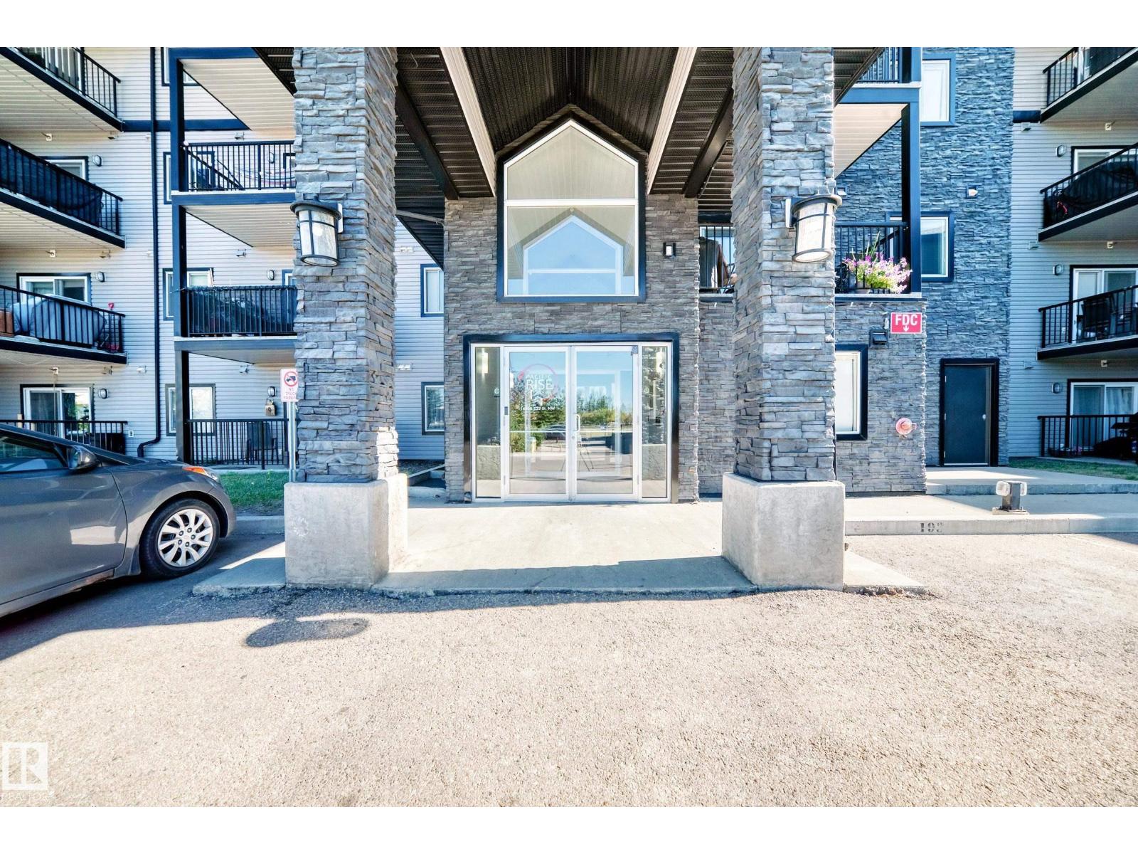 #220 14808 125 ST NW