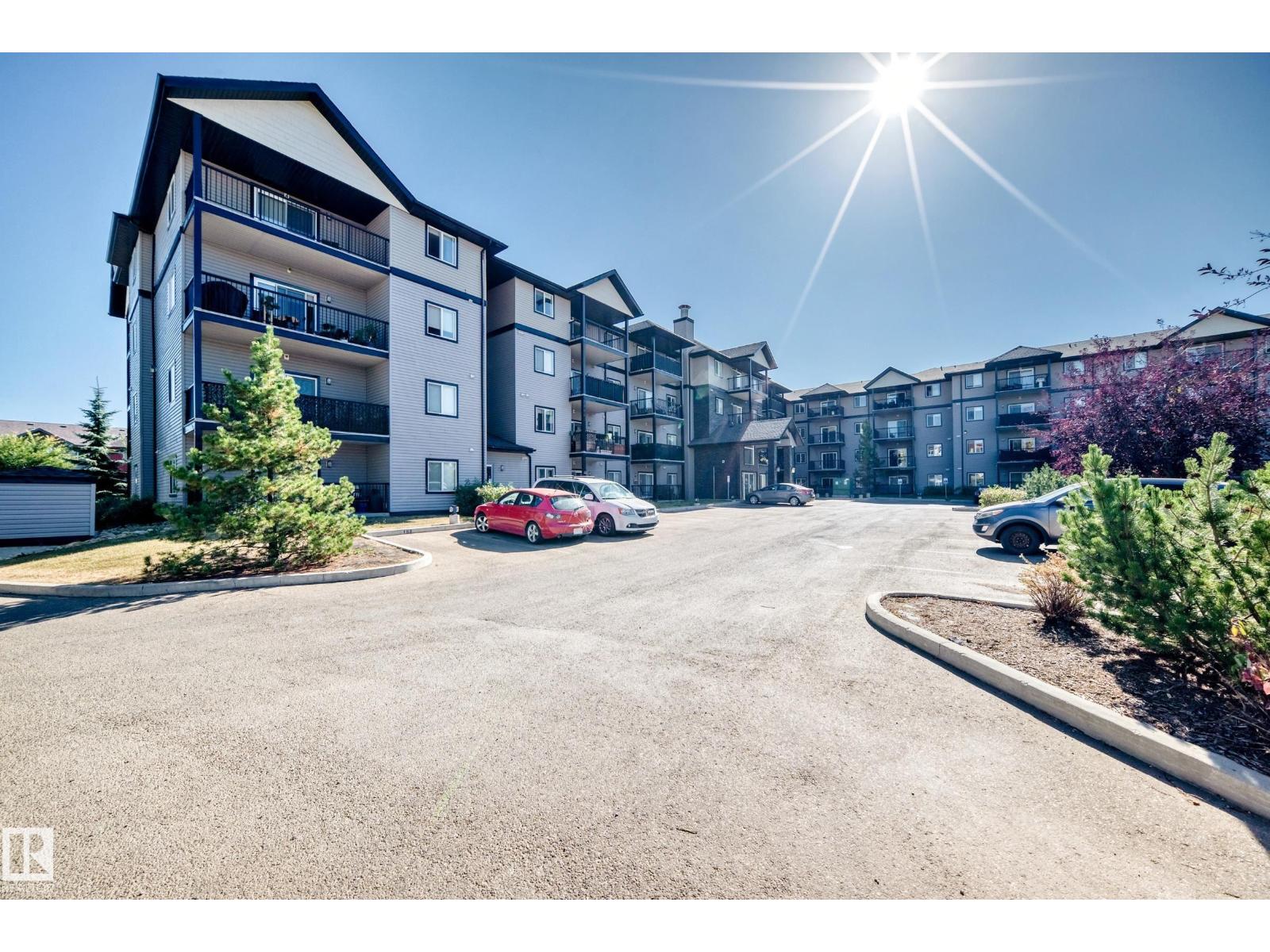 #220 14808 125 ST NW