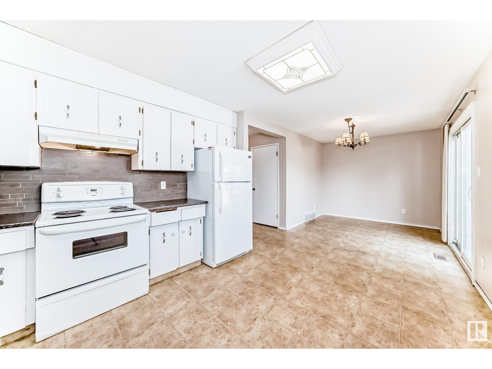 17920 78 AV NW