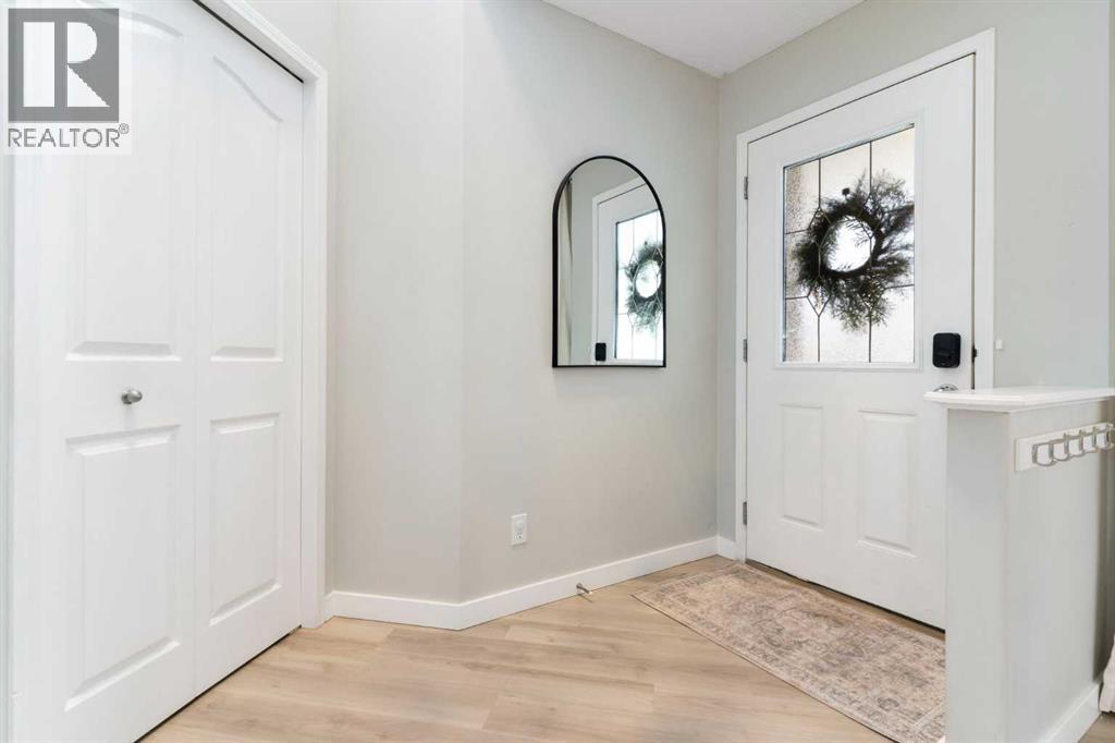 164 Royal Oak Heights NW