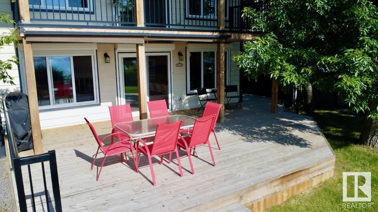 2 Gibbons AV