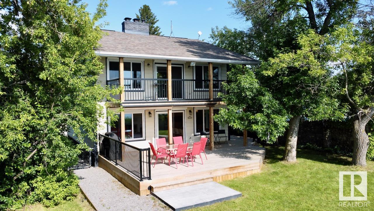2 Gibbons AV