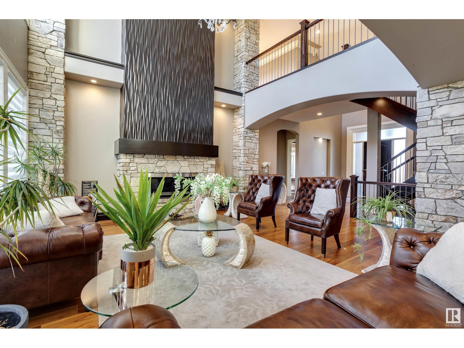 2807 WHEATON DR NW