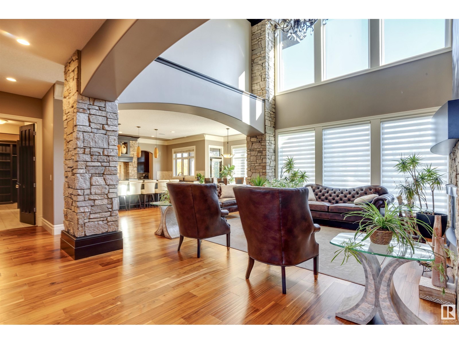 2807 WHEATON DR NW