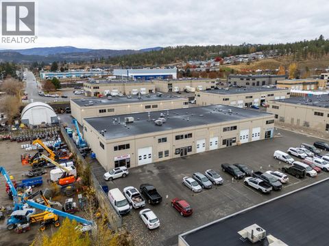 3312 Appaloosa Road Unit# 4 Kelowna BC V1V2W5