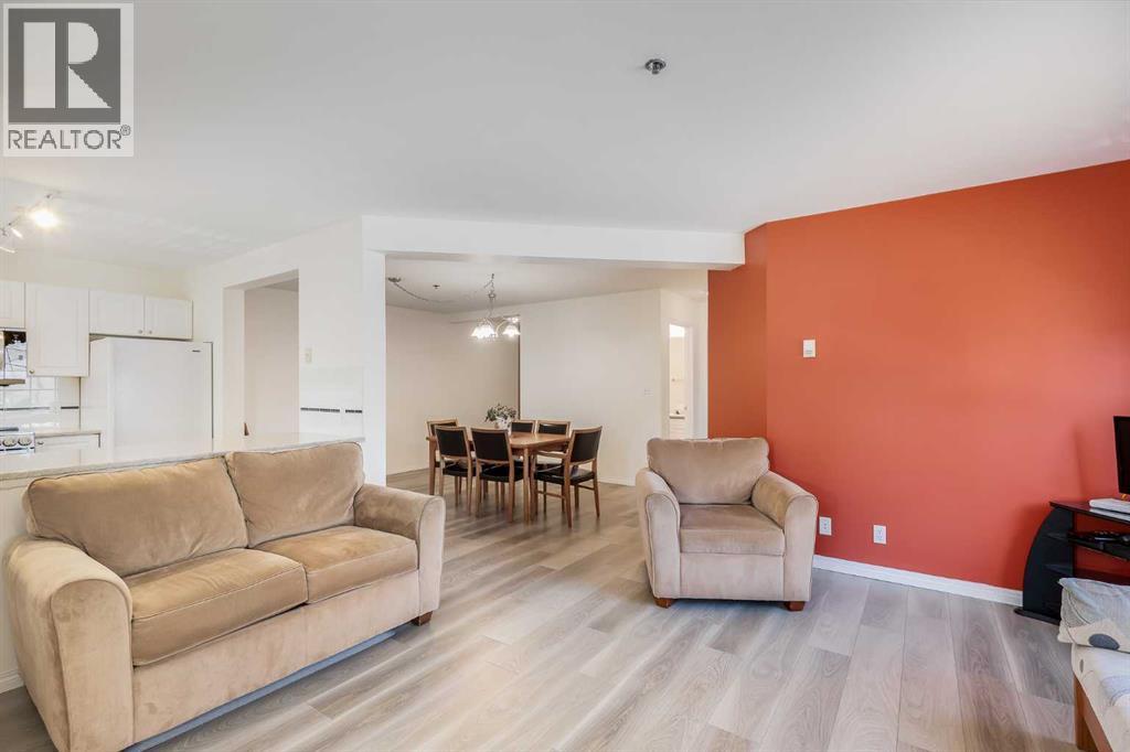 210, 1415 17 Street SE