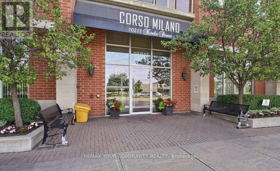 Photo 1 of 25 — 211 - 10211 KEELE STREET Unit 211, Vaughan (Maple), ON L6A4R7
