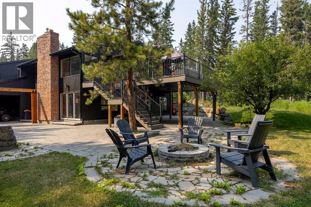 15 Elbow River Point