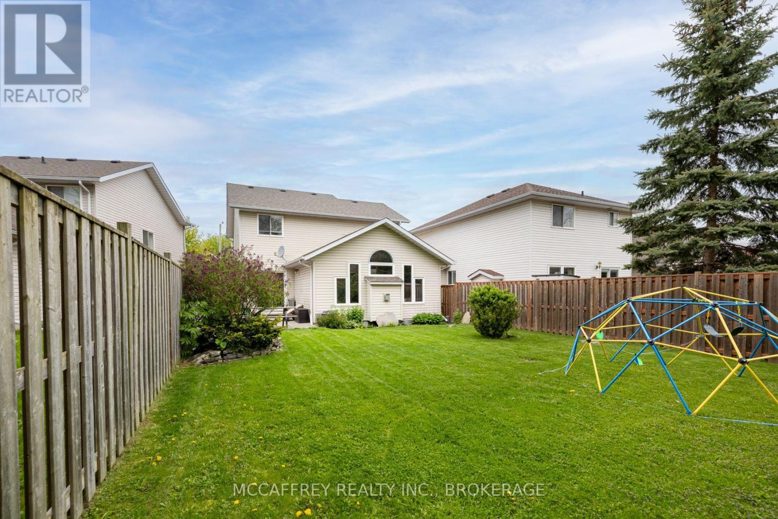 81 SCHOONER DRIVE