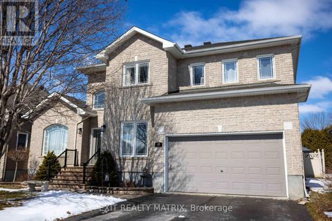 48 DE LA RIVE DRIVE Russell ON K0A1W0