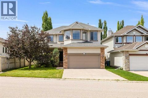 11 Simcoe Crescent SW Calgary AB T3H4K6