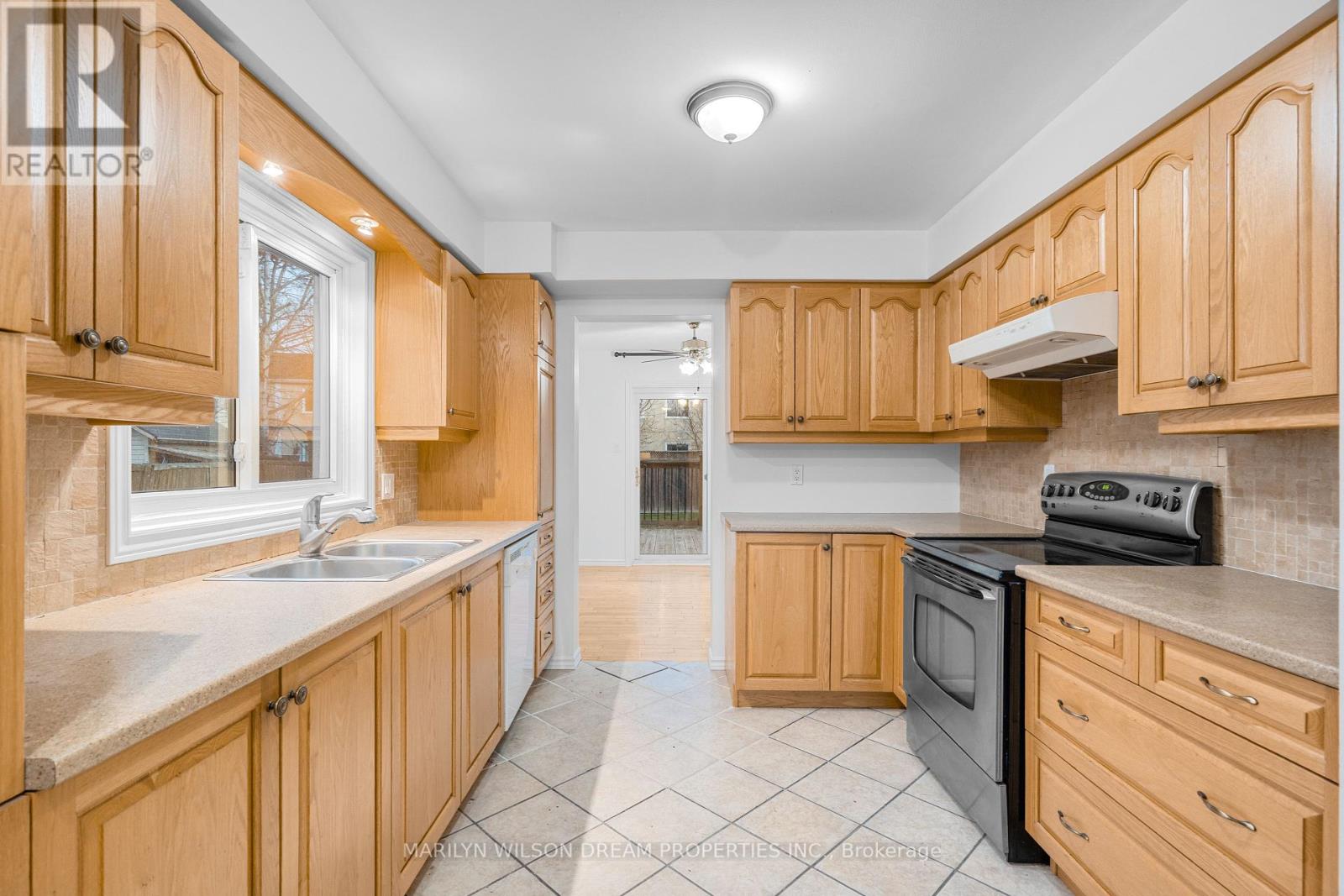 554 SEYTON DRIVE