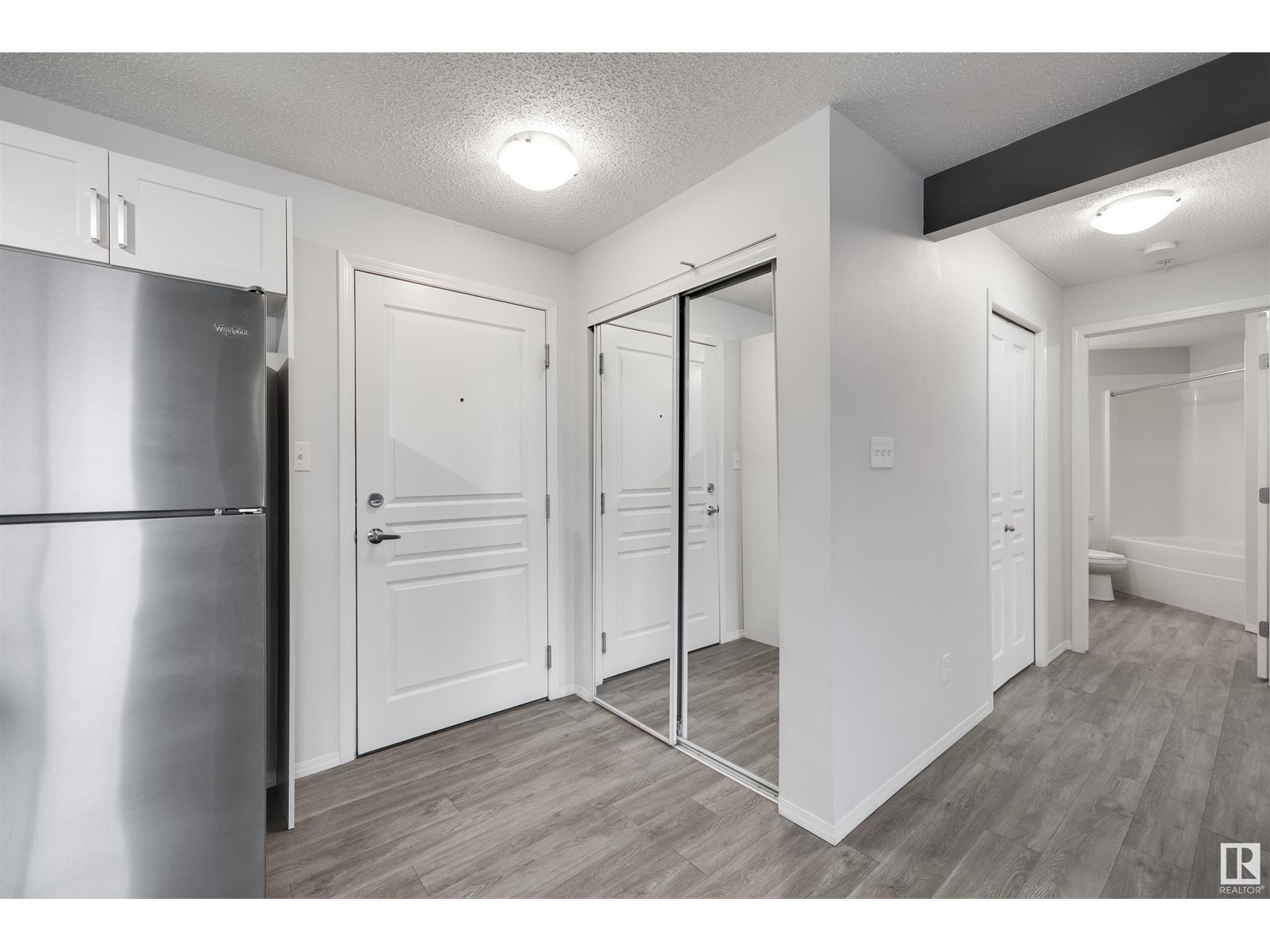 #340 301 CLAREVIEW STATION DR NW