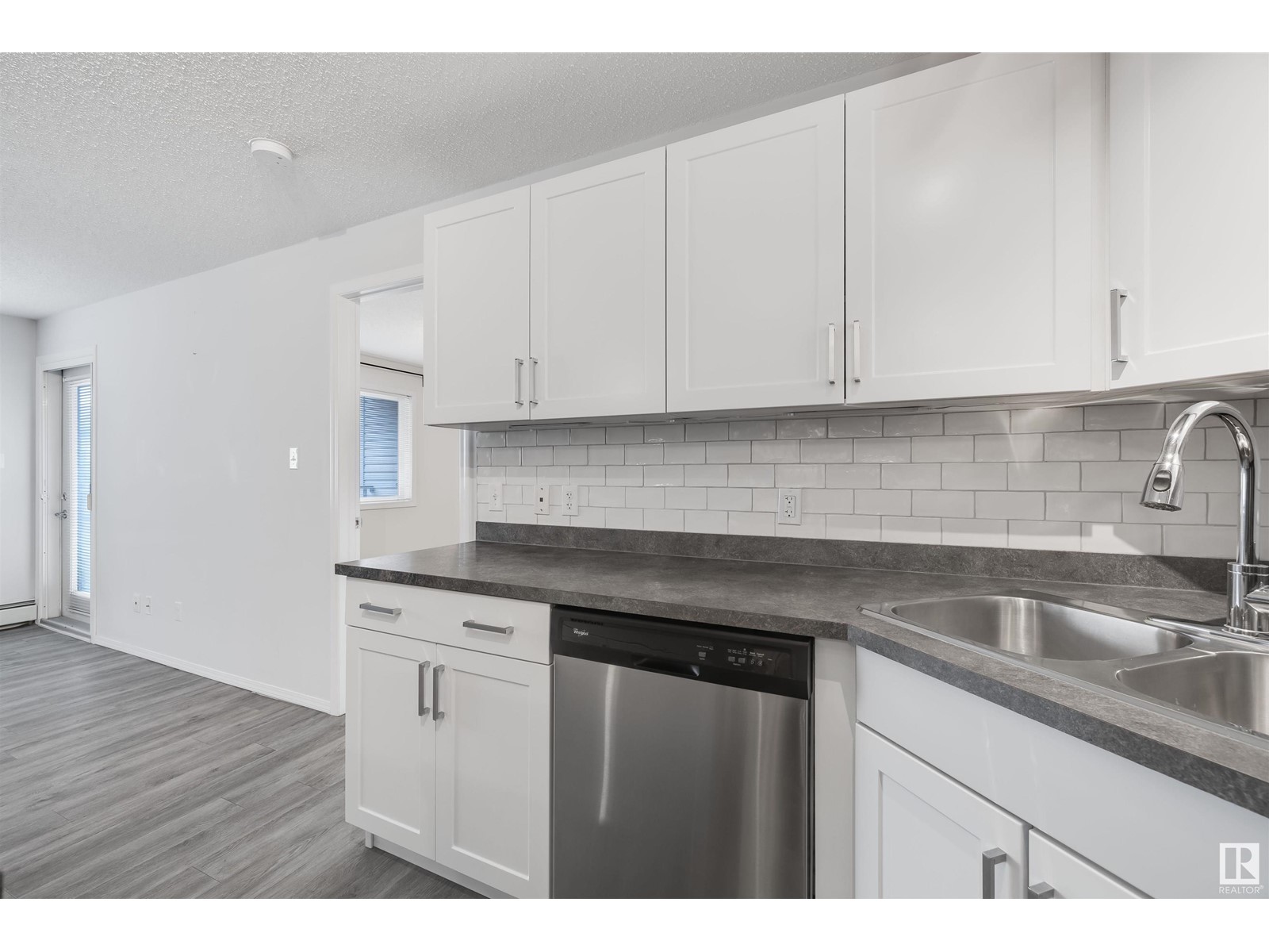 #340 301 CLAREVIEW STATION DR NW