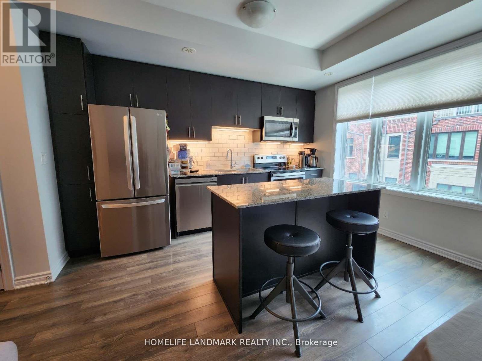 27 - 95 EASTWOOD PARK GARDENS