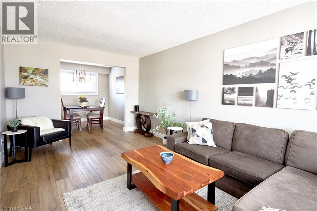 46 CEDARWOODS Crescent Unit# 27