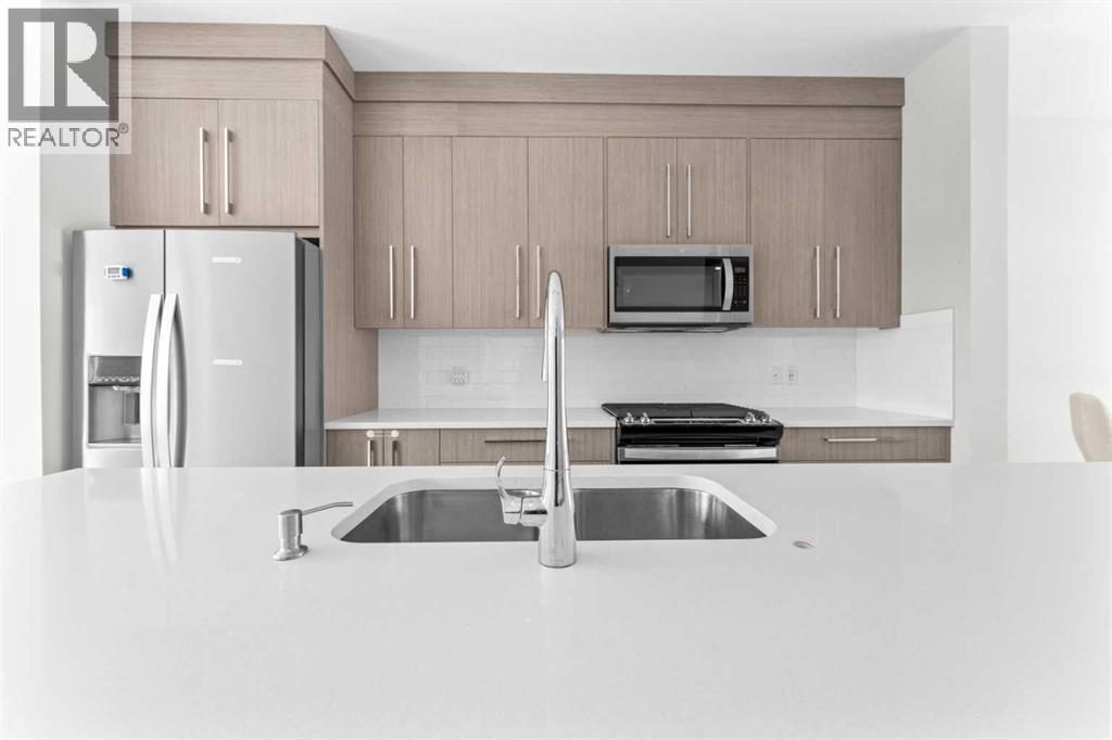 919 Walgrove Boulevard SE