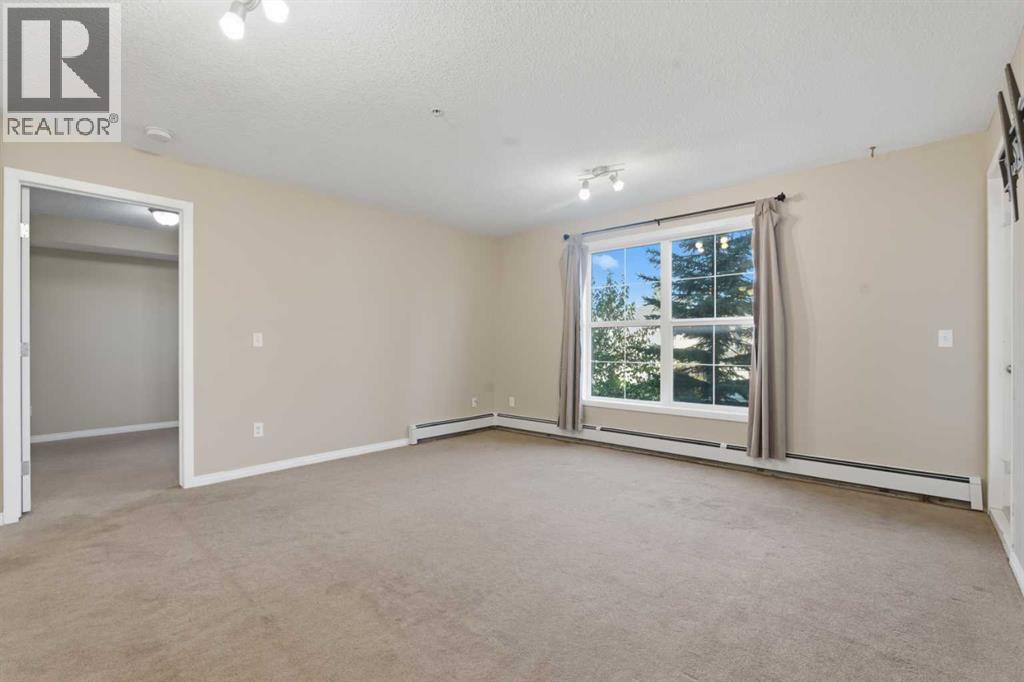 203, 2000 Applevillage Court SE