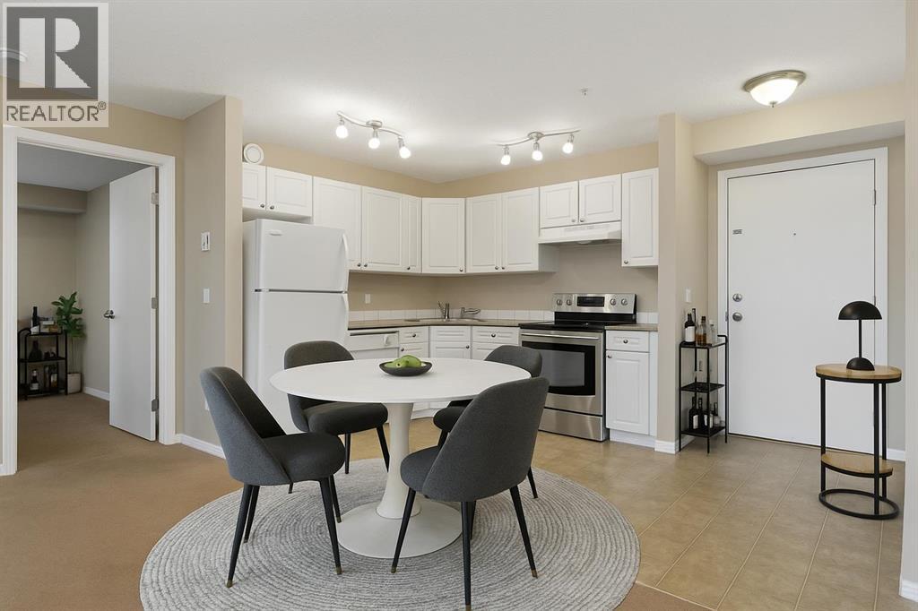 203, 2000 Applevillage Court SE