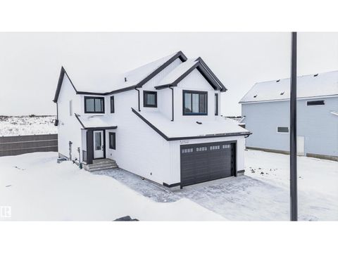 281 PATERSON LINK LI SW Edmonton AB T6W5V2