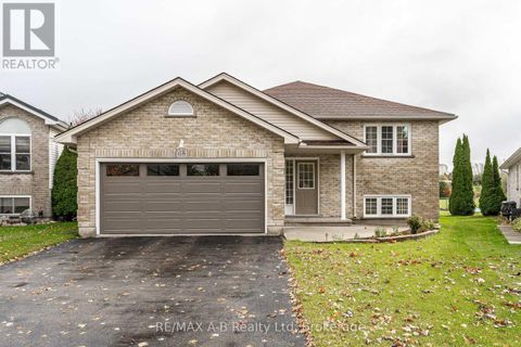 65 PARKHAVEN CRESCENT St. Marys ON N4X1E7