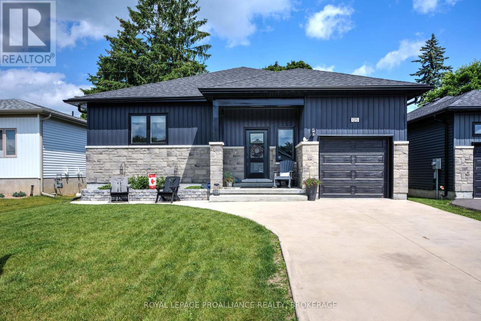 125 MAPLECROFT COURT