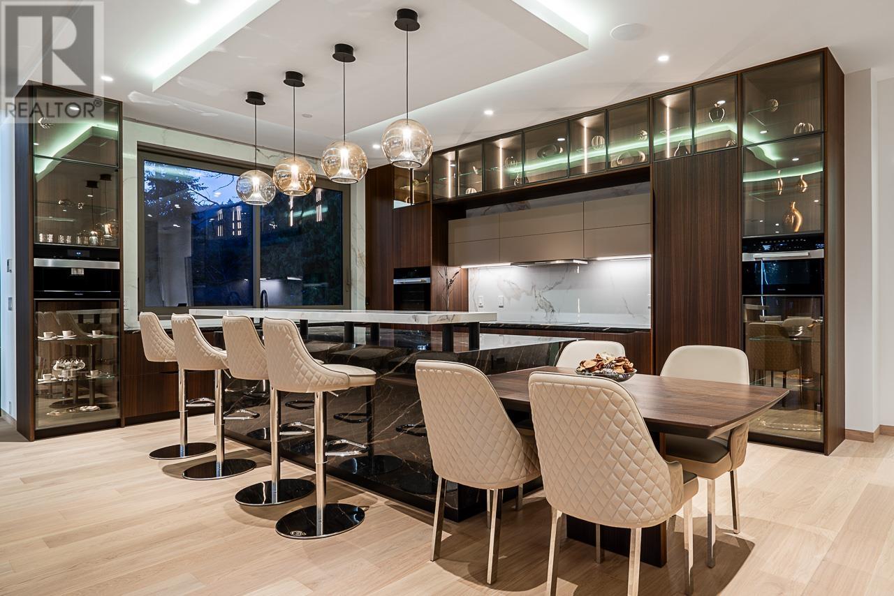 1405 28TH STREET