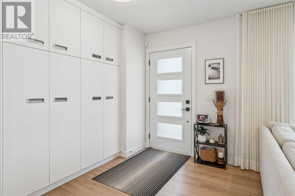 2703 Lougheed Drive SW