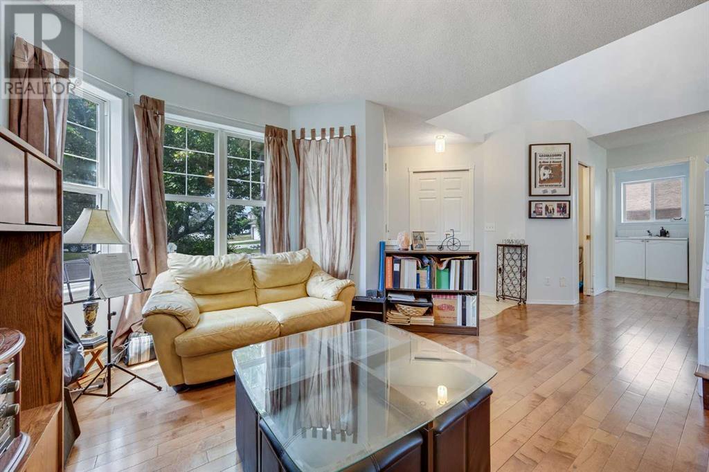 192 Douglas Ridge Green SE