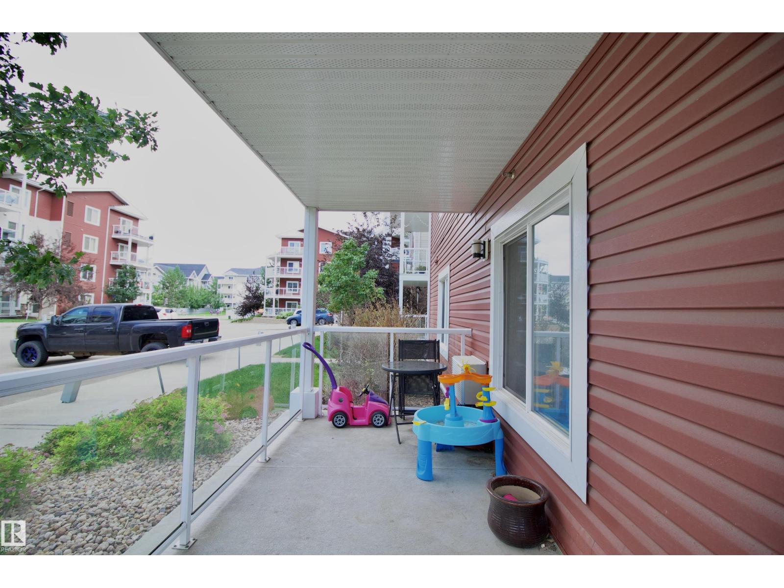 #102 2203 44 AV NW