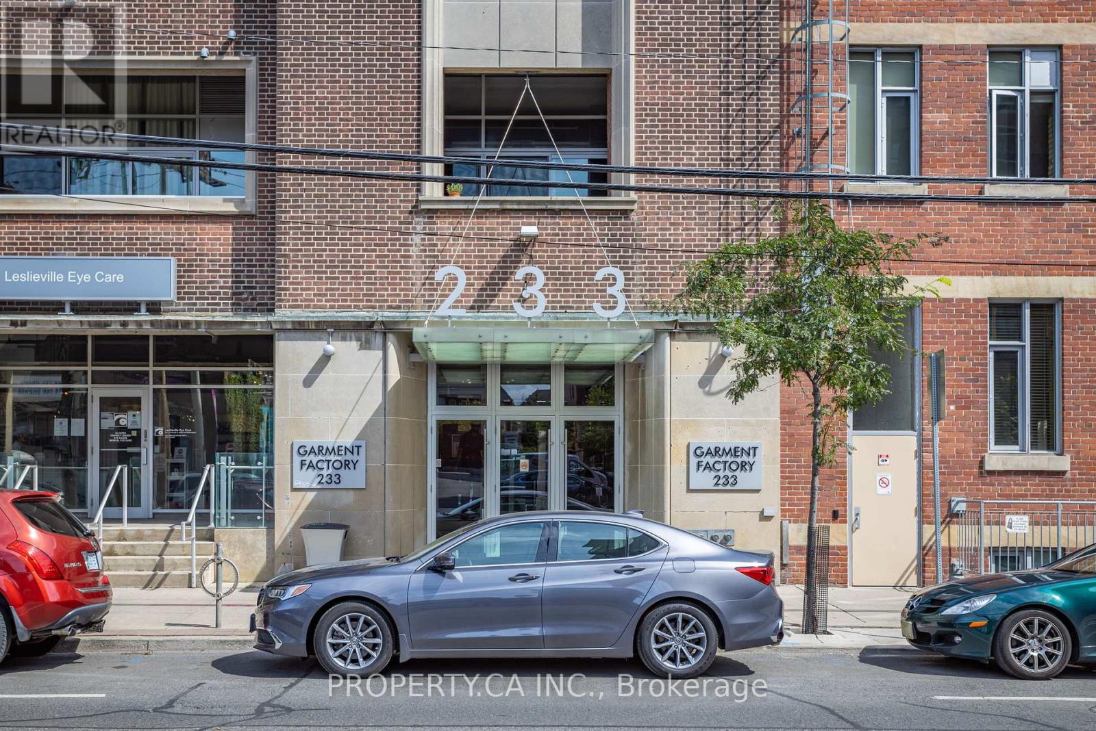 804 - 233 CARLAW AVENUE