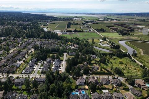 3862 156 STREET White Rock BC V3Z0G7