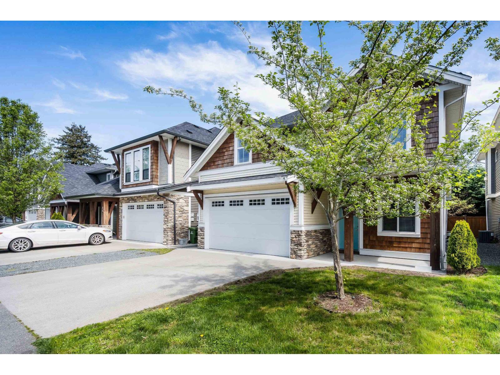 13 10082 WILLIAMS ROAD|Fairfield Island