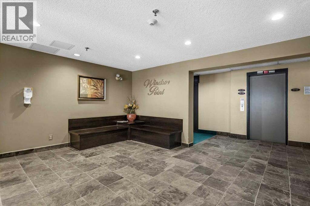 102, 723 57 Avenue SW