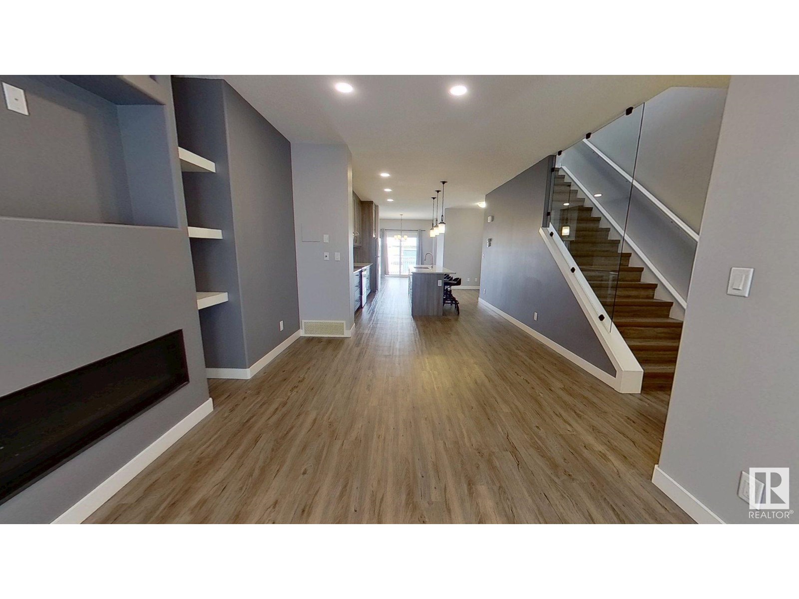 8540 89 ST NW
