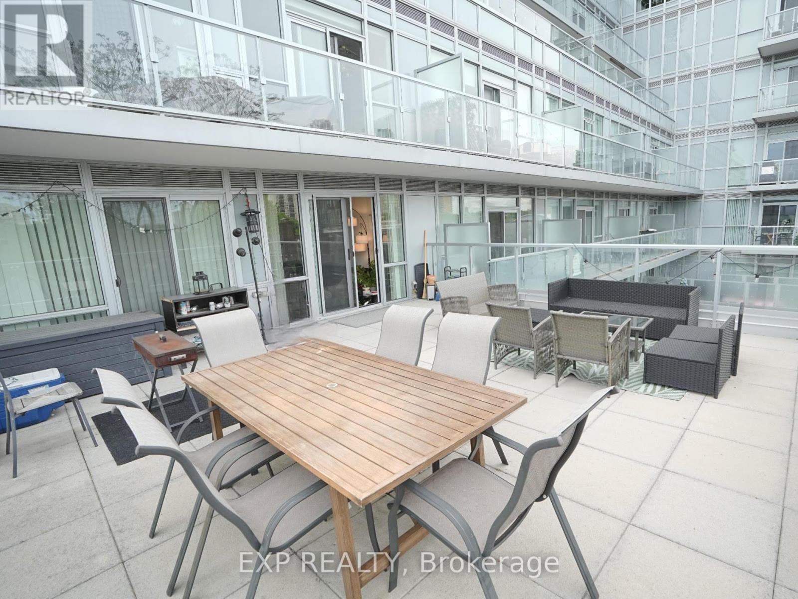 312 - 501 ST CLAIR AVENUE W