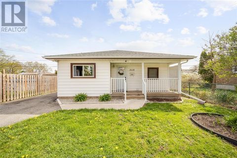 2628 MEIGHEN ROAD Windsor ON N8W4C5