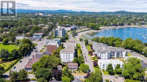 2634/2636 Currie Rd Oak Bay BC V8S3B8