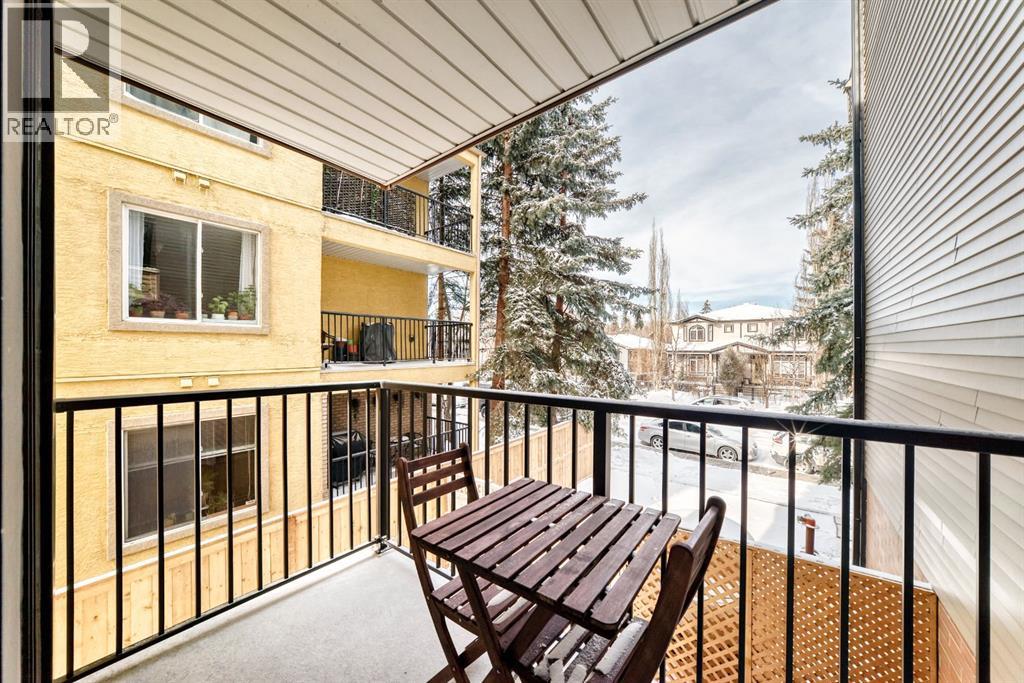 215, 727 56 Avenue SW