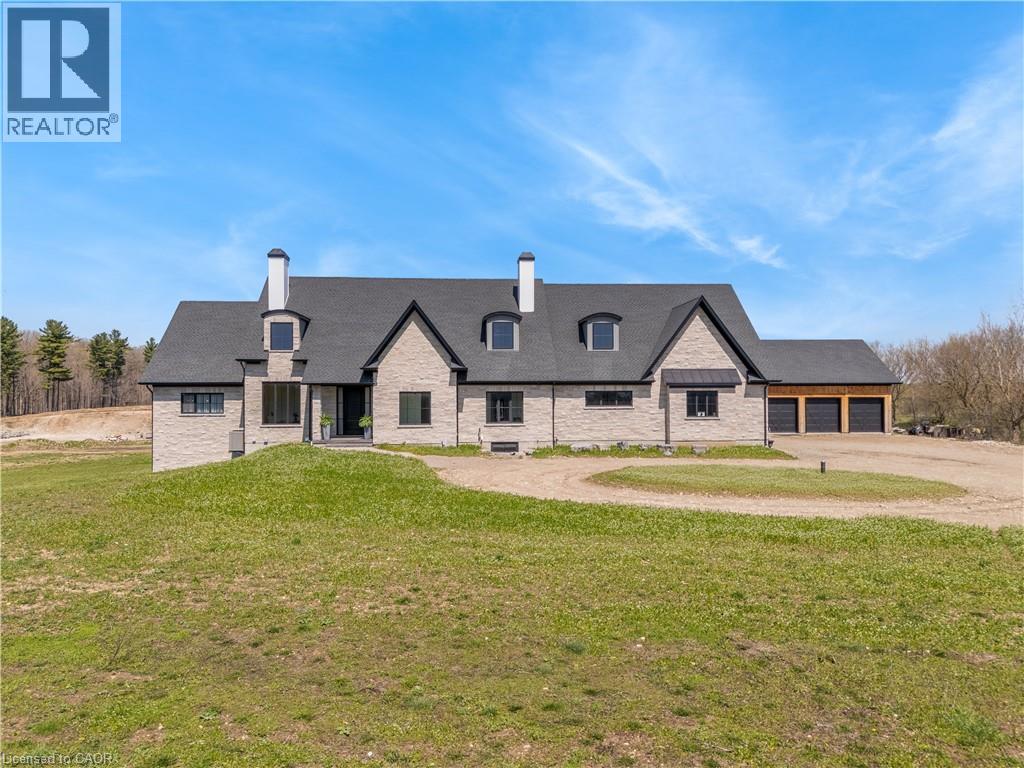 742 COUNTRY SQUIRE Road