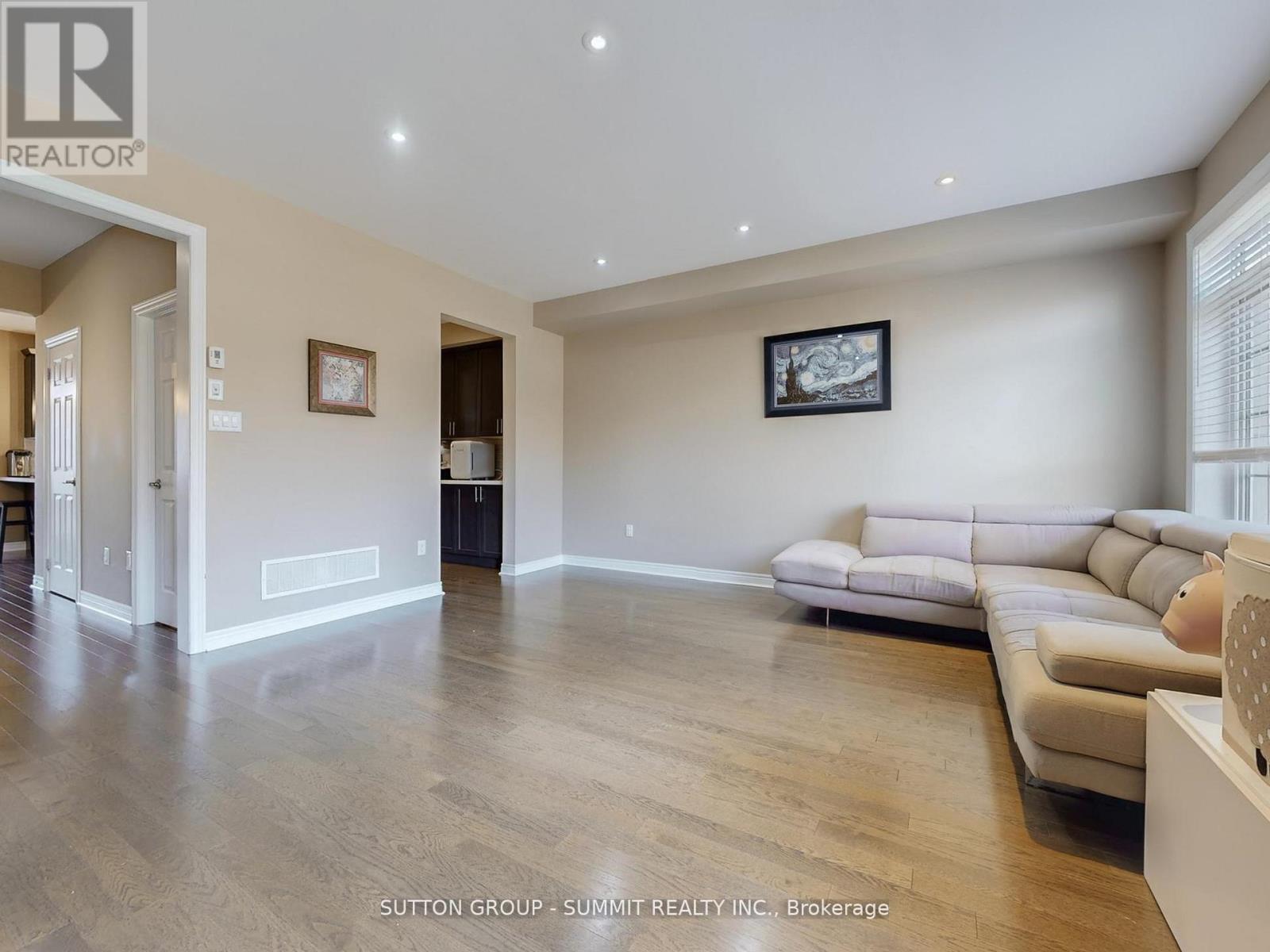 3050 EBERLY WOODS DRIVE