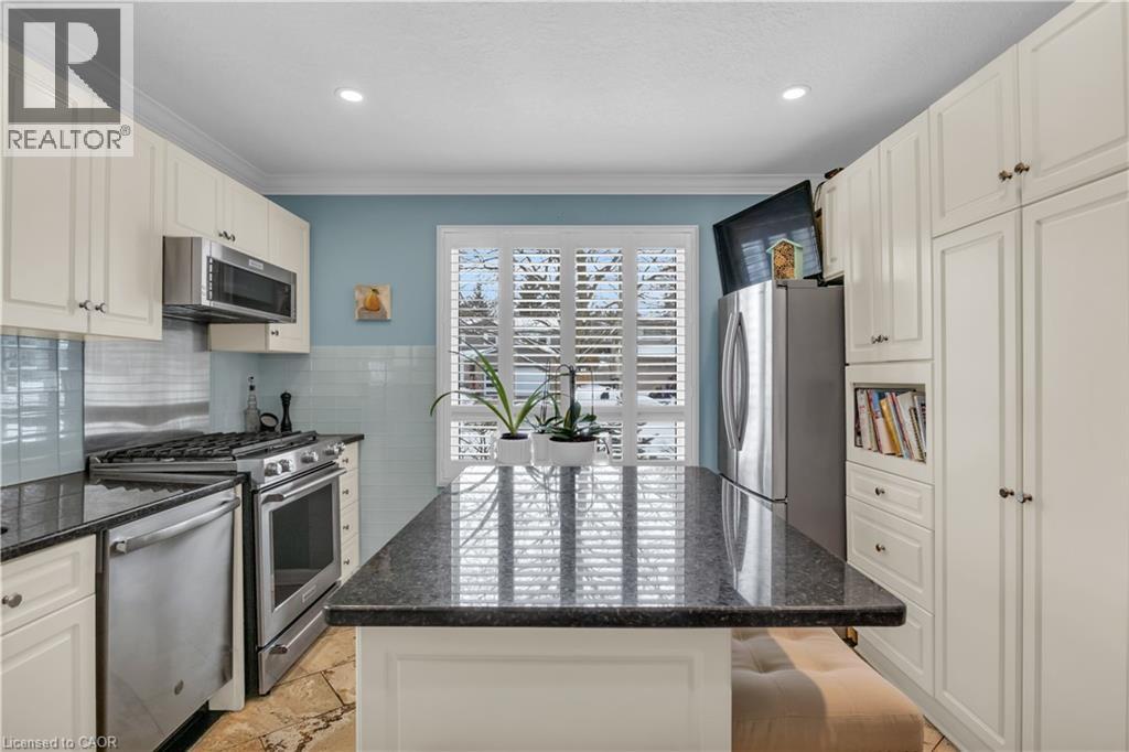 197 AUTUMN HILL Crescent