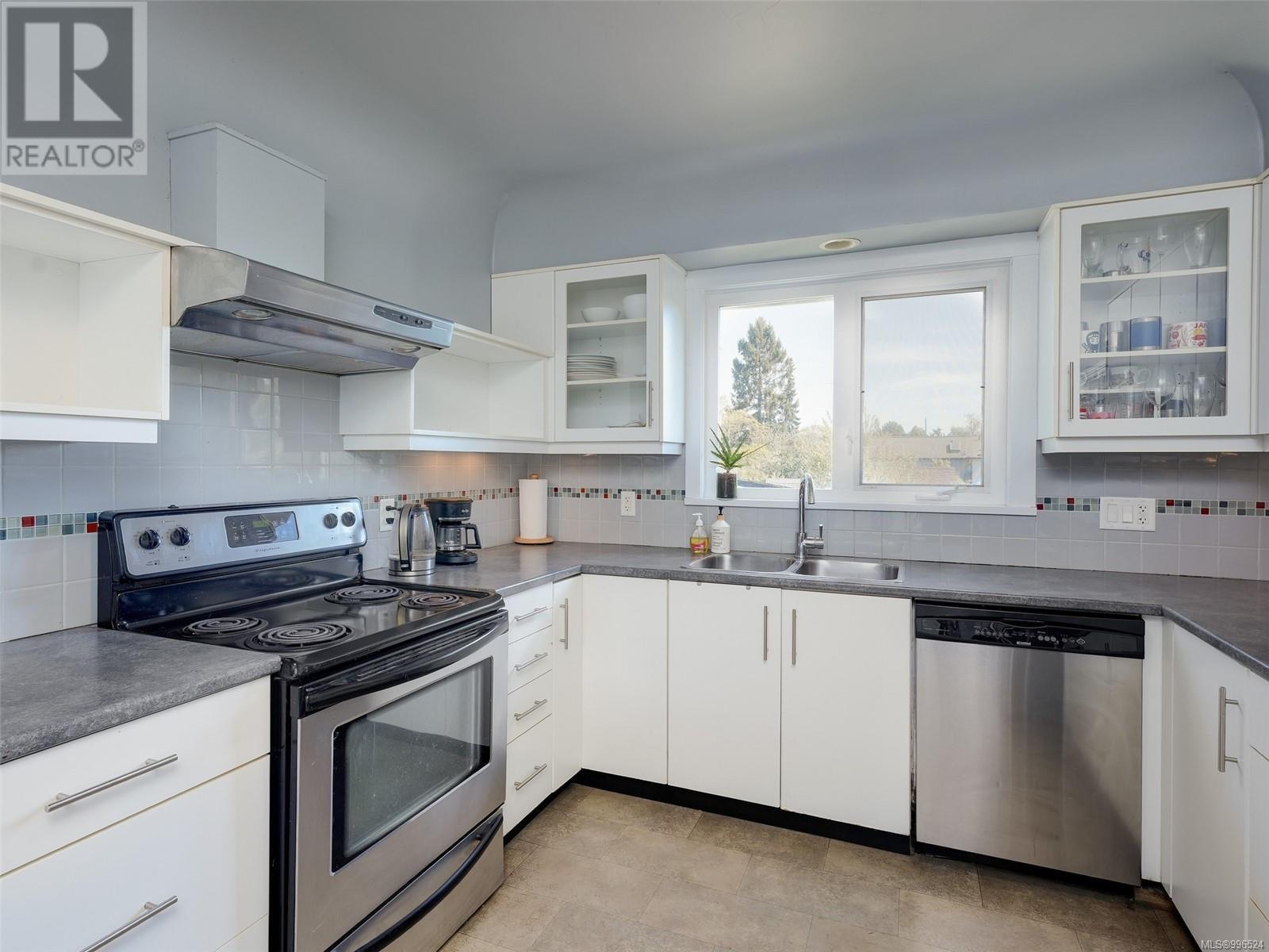 2536 Thompson Ave